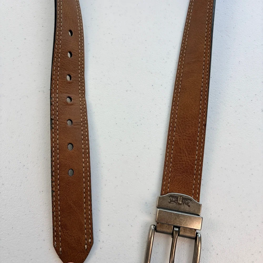 Levi's Reversible Synthetic‎ Leather Belt Medium 34-36 Tan Black  11LP120158